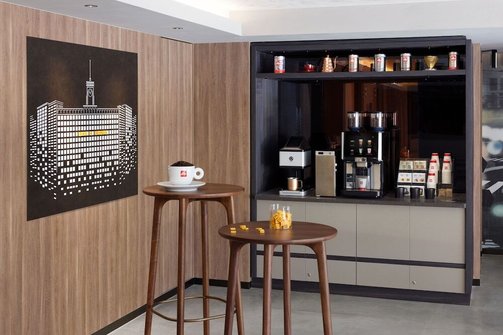 ロビーラウンジ