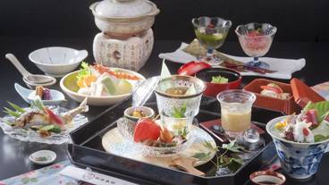 食事・飲み物 / 8