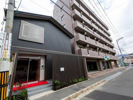 グランドベース広島光町 / 1