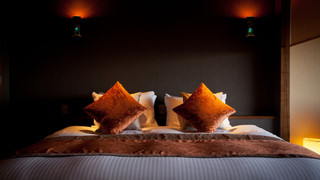 [202]露天風呂付きキングサイズベッドルーム/40平米(禁煙)　:部屋食