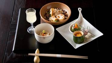 食事・飲み物 / 1