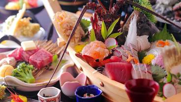 夕食 会席料理一例① / 1