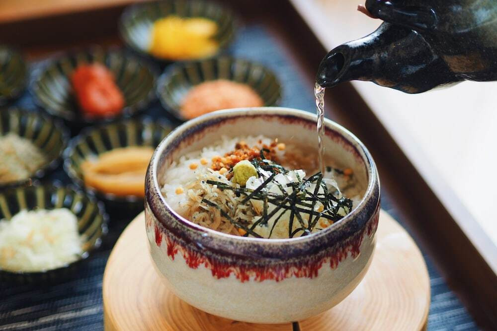 ラウンジ　夜のお茶漬けバイキング