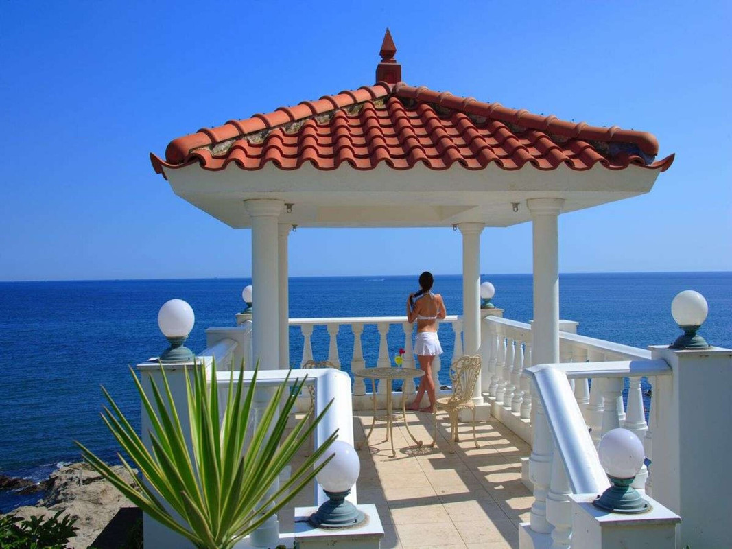 平砂浦ビーチホテル（ヘイサウラビーチホテル） / 1