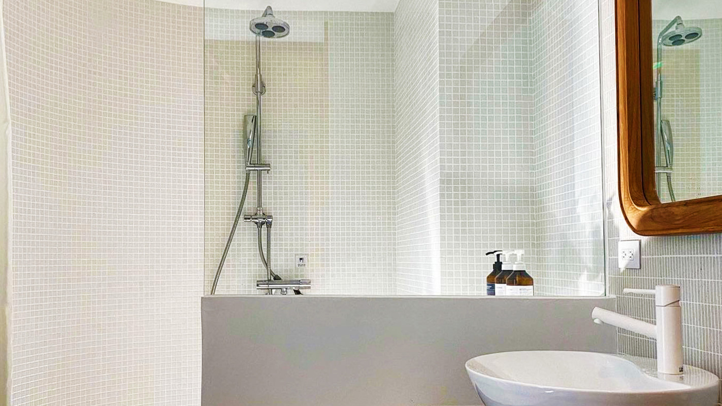 シャワールーム