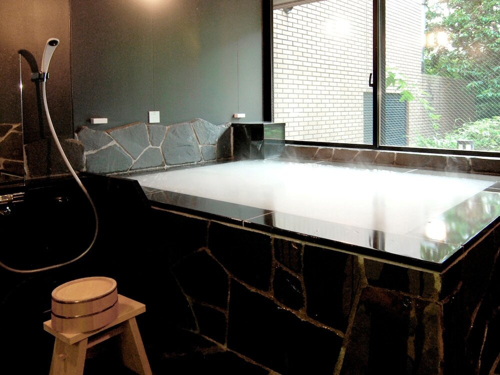 無料の貸切風呂でなごやかなひとときを3981822