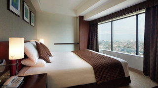 デラックスキングルーム 禁煙 38～39階 (3人目はエキストラベッドを利用)