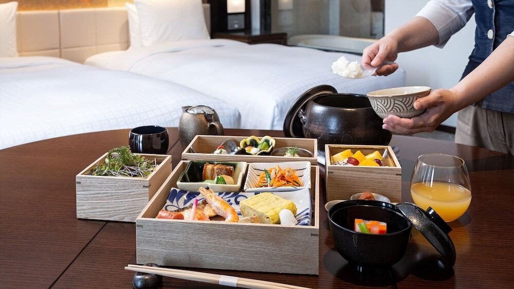 リゾート感漂うプールでバカンス気分♡朝食は部屋食で楽チン3463430