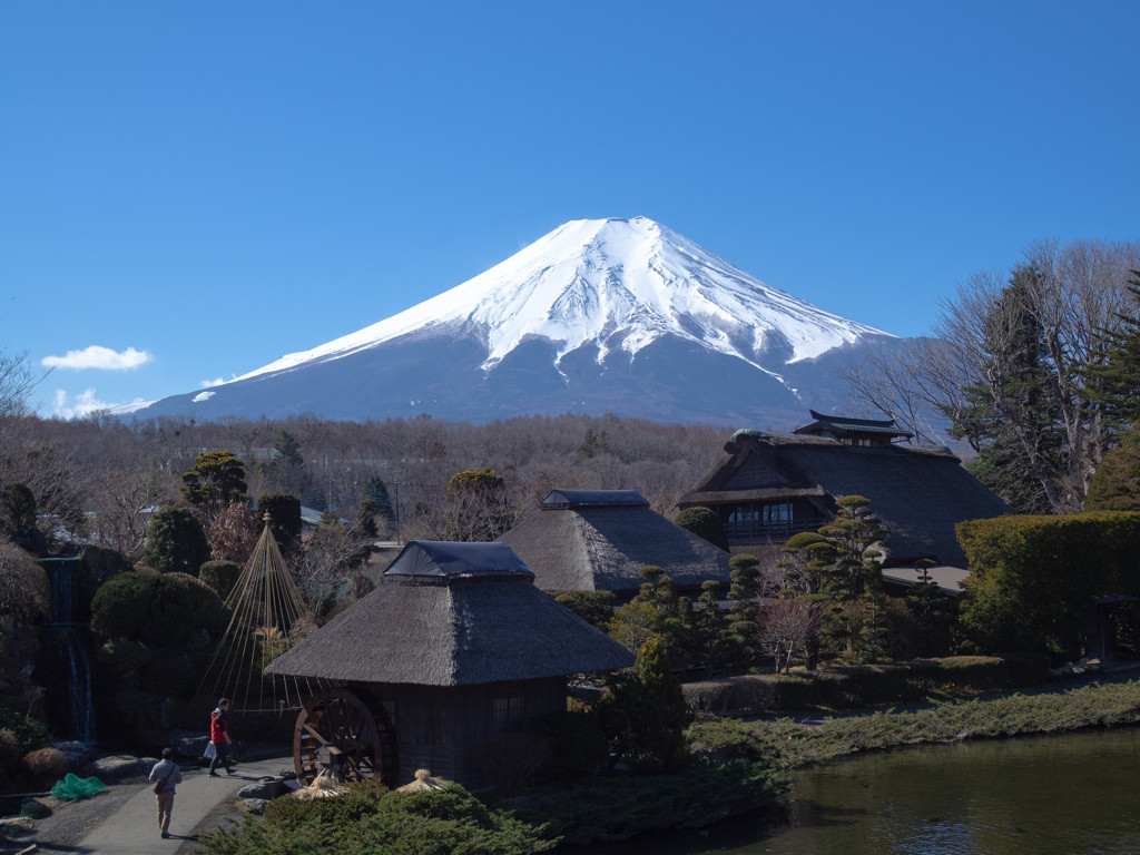 心を満たすパワースポット【忍野八海】3751072