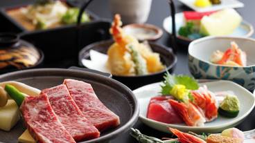 食事・飲み物 / 8