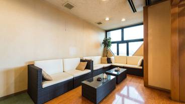 ロビー応接スペース / 4