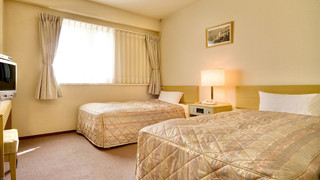 ツインルーム 喫煙可 (1)