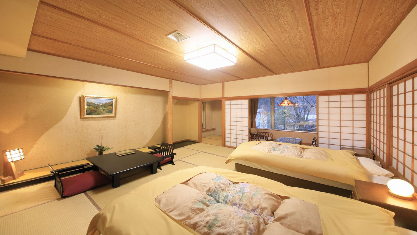 温泉に浸かりながら升酒・升アイスで風情を楽しむ3529132