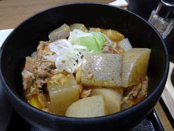 「おうどん とろとろ房 渋谷店」 料理 21428384 名物ぶっかけ塩牛すじ煮のWおうどん