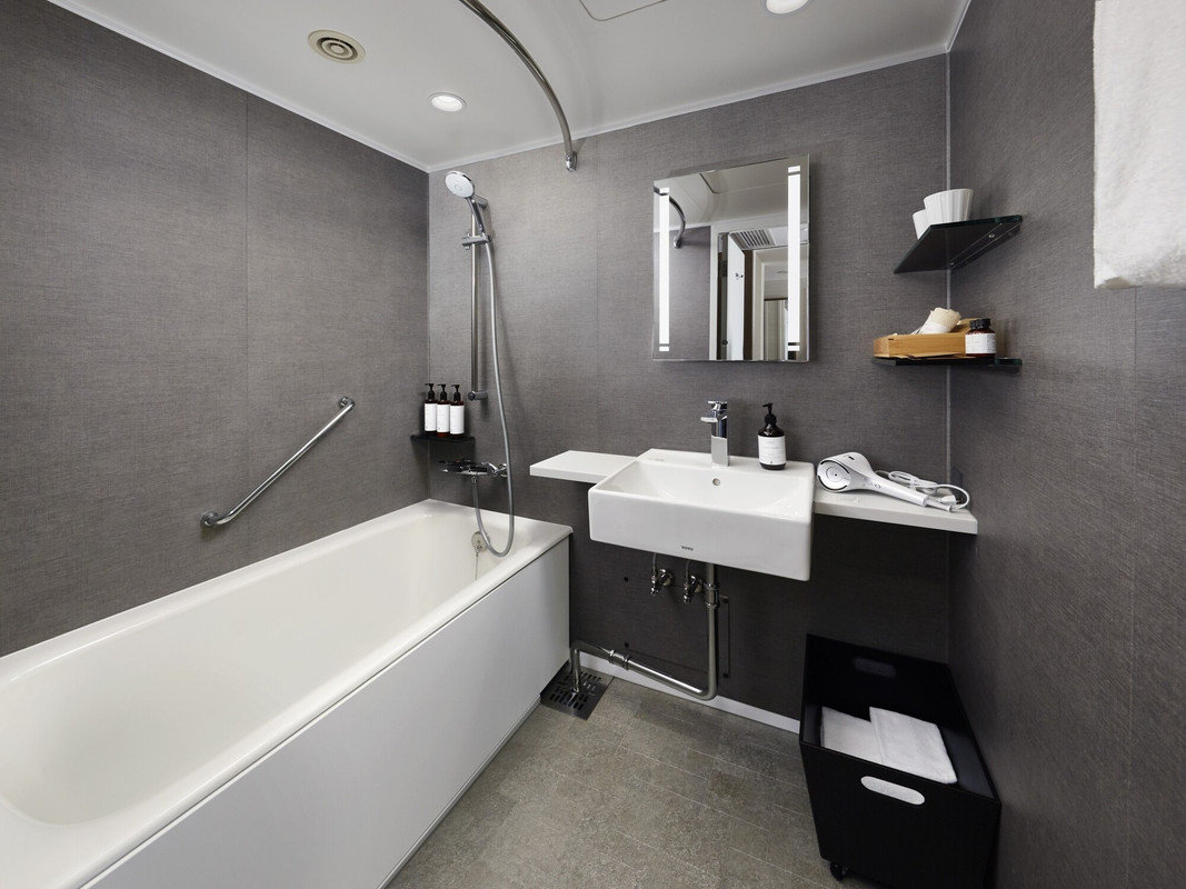 ジュニアスイートルーム　バスルーム