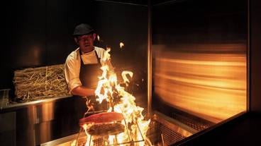 ディナービュッフェ カツオの藁焼き実演 / 4