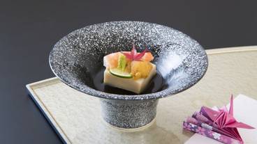 食事・飲み物 / 24