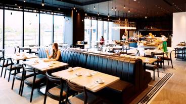 1F カフェ&バー リーベル② / 13