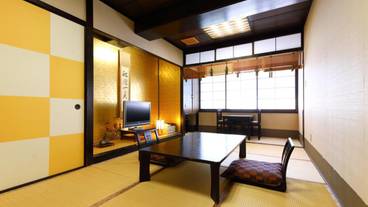 Bedroom
 / 9