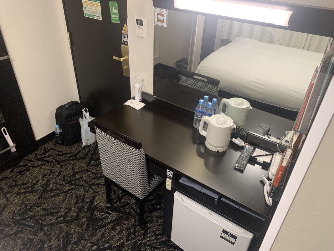 広くは無いですが、機能的でまとまっています