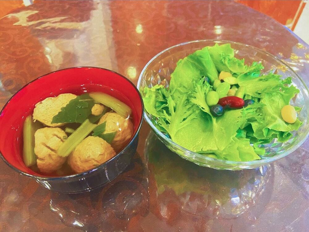 朝食