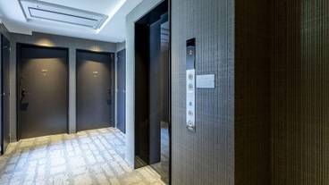 エレベーター / 1