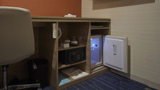 17th-24th セミダブルルーム 禁煙