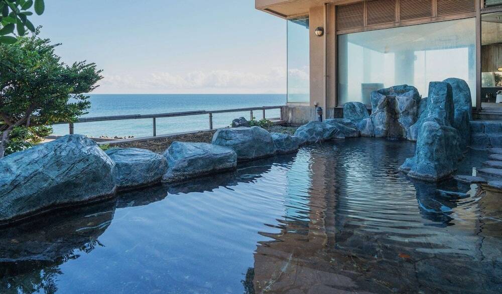 湯殿四海波・絶景露天風呂 / 2