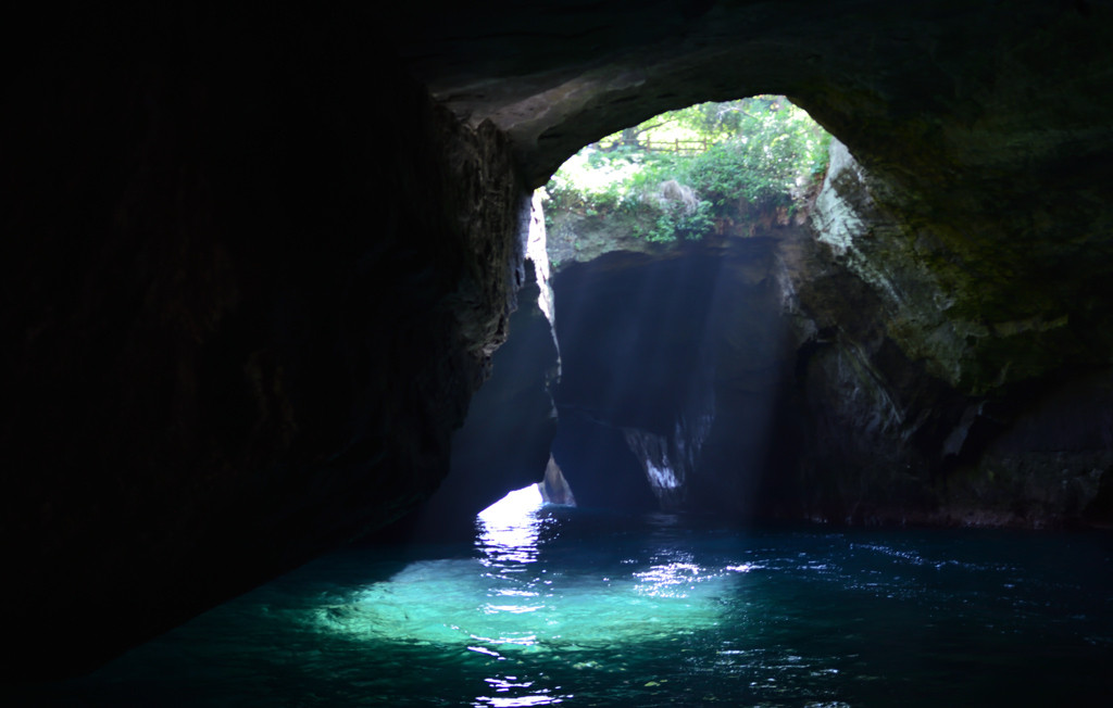 自然が織りなす西伊豆の絶景スポット「堂ヶ島」3505211
