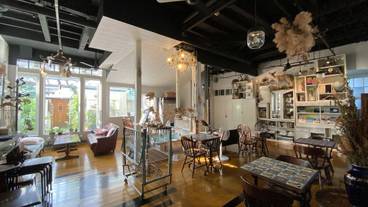 施設の正面 / 14