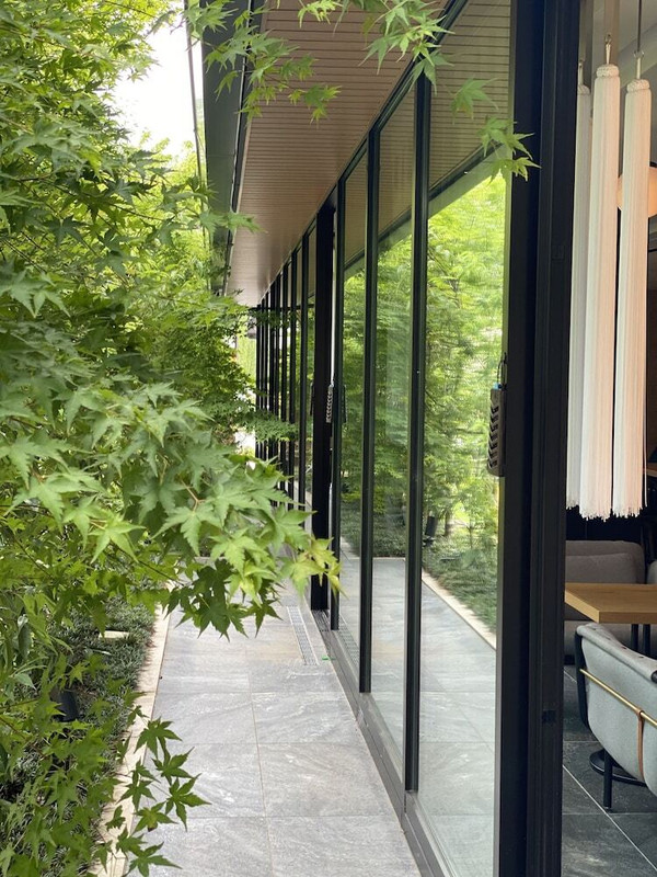 ロビー応接スペース