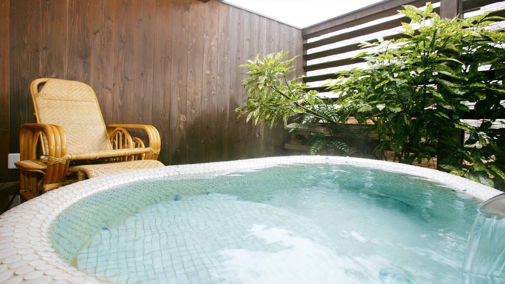 露天風呂付き客室「雪」 / 2