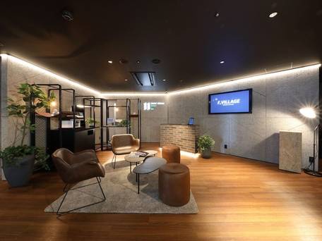 tower eleven hotel / 1