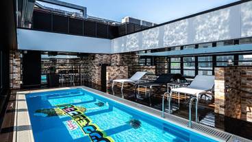 屋上プール / 12