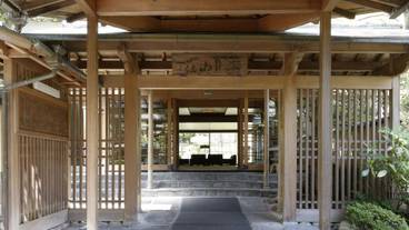 玄関口① / 3