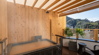 [301] えいげつ/金泉露天風呂付客室 (60平米) 禁煙