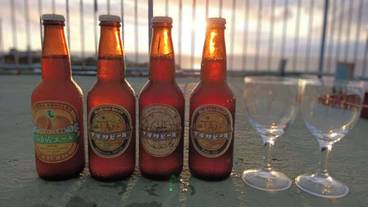 食事・飲み物 / 4