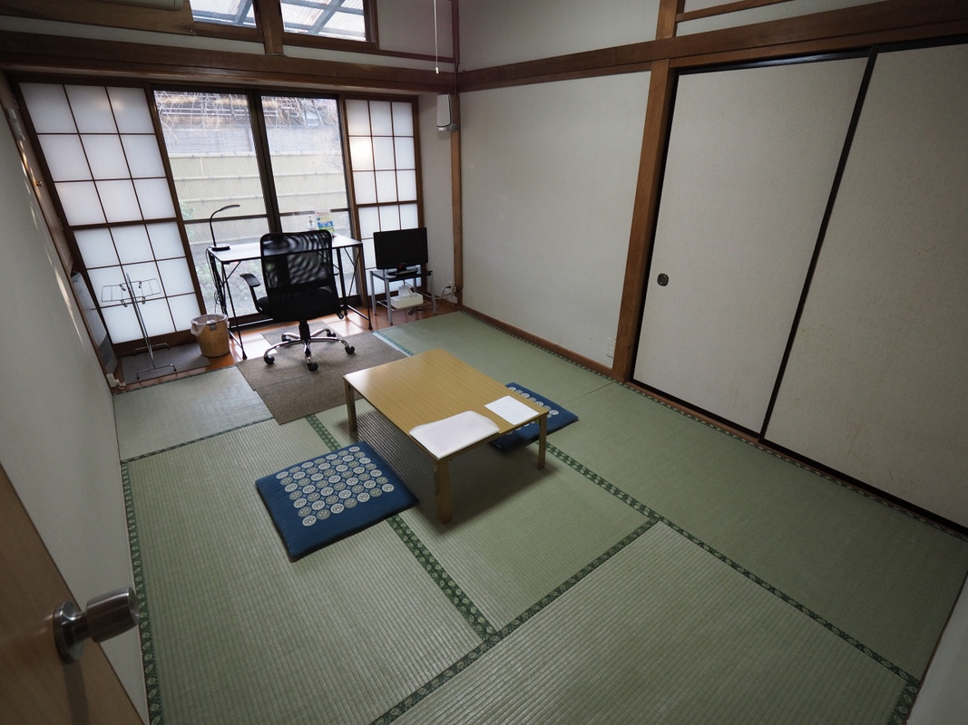 部屋(和室6畳+広縁付き)