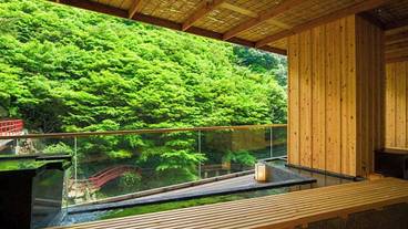 温泉 / 24