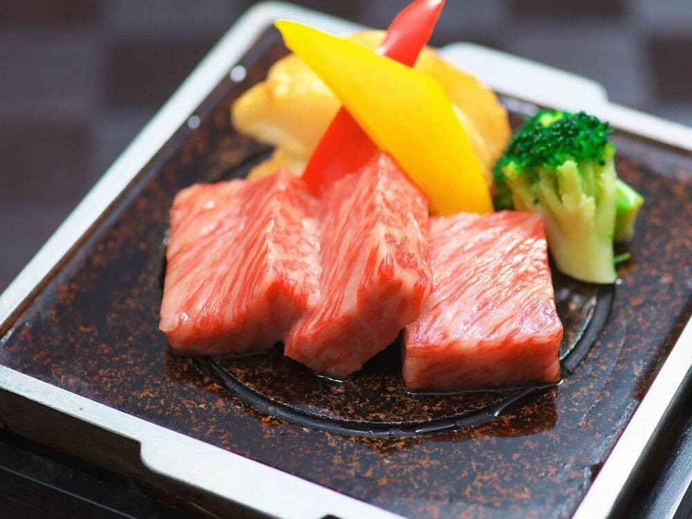 絶景の夕日と天空庭園露天風呂が魅力の宿3932676