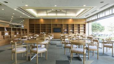 施設内の設備 / 28