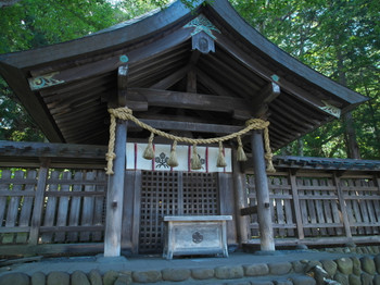 Suwa Taisha Shrine worships "nature" 3399533