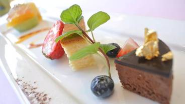 食事・飲み物 / 8