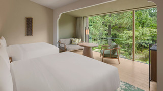 ジュニア スイート シングルベッド 2 台 ガーデンビュー