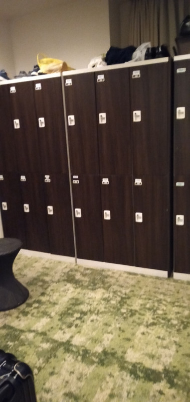 ロッカールーム