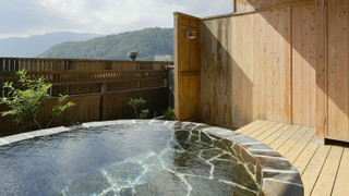 【露天風呂付客室】河口湖ビュー禁煙 和室10畳 ＋ 広縁