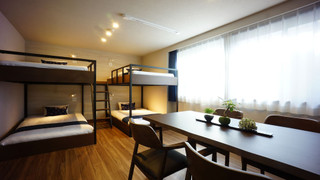 デラックス 4 人部屋