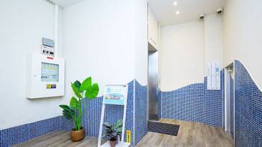 エレベーター / 1