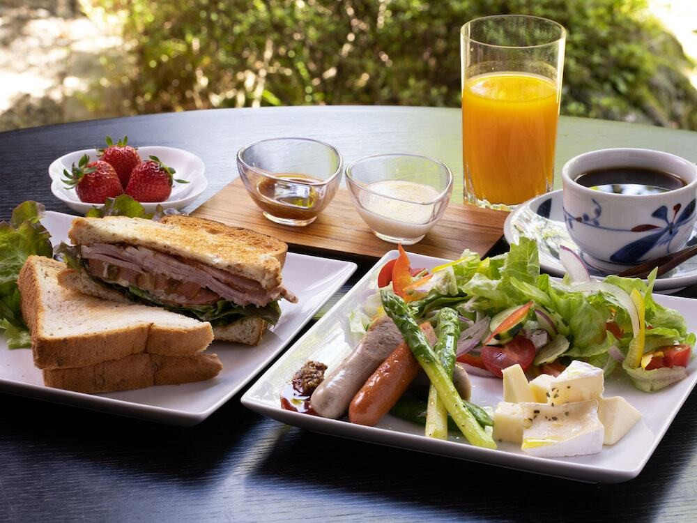 連泊者だけが体験できる特別な朝食3992945