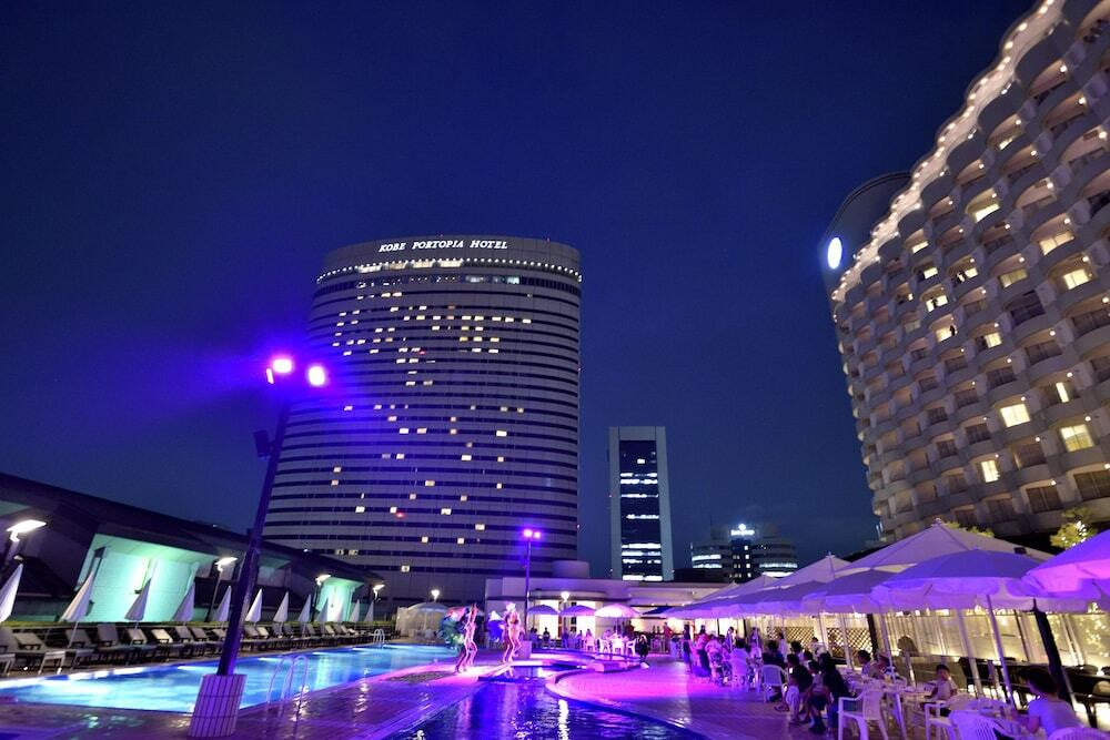 地上約110mから見渡す夜景が最高にロマンチック♡4374480